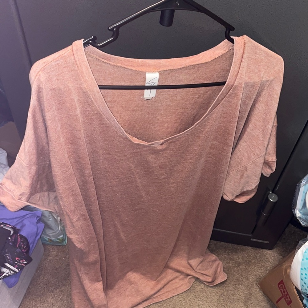 Tee